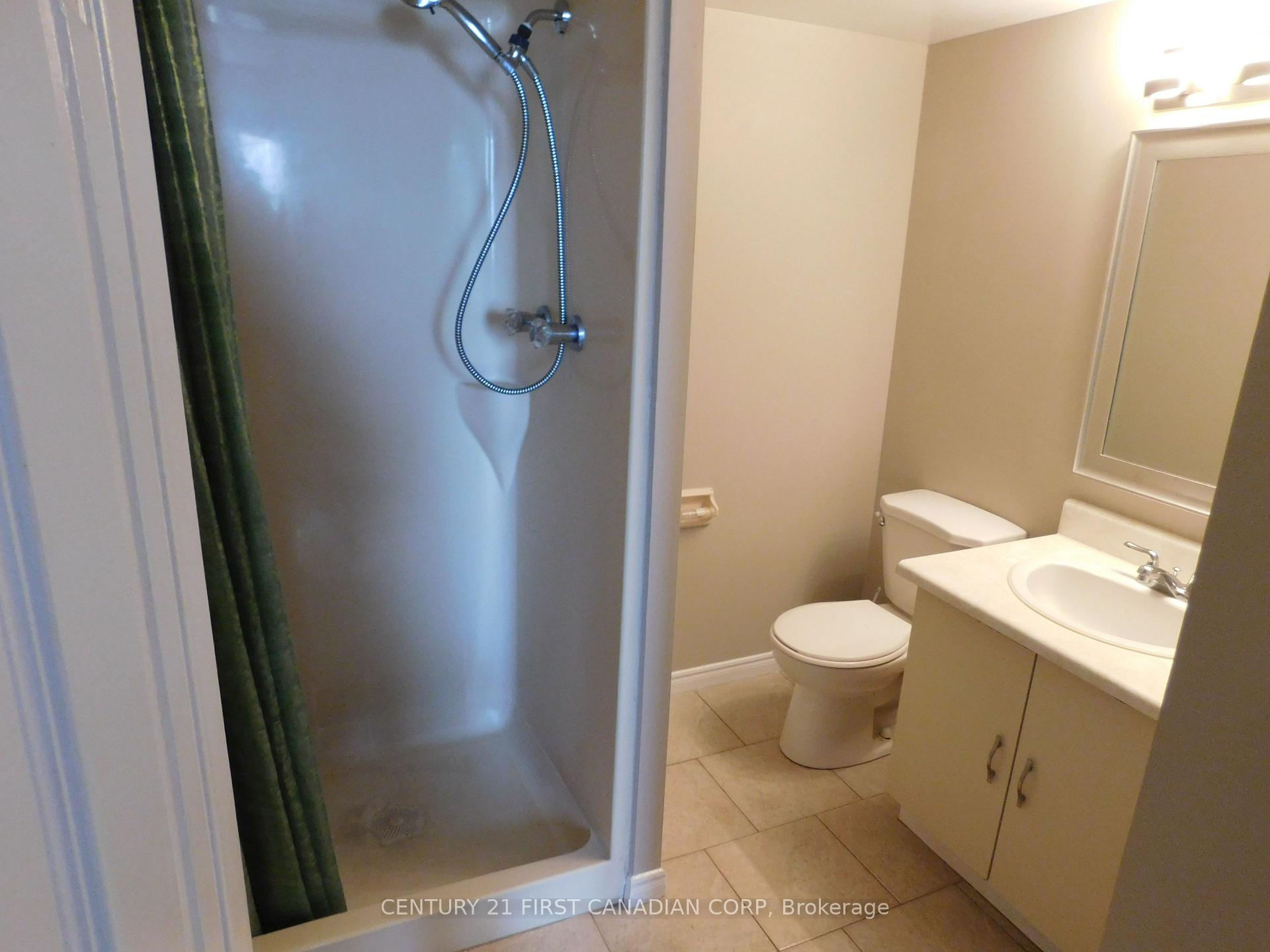 Photo 12 of Unit 2004, 323 Colborne Street, London, East K — HOMEH