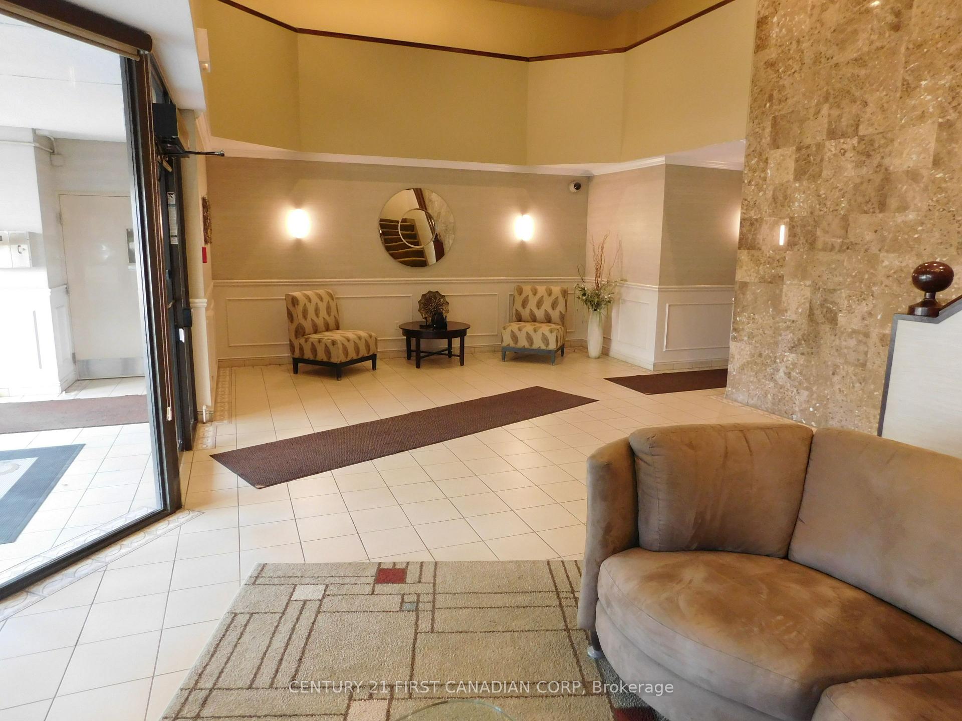 Photo 20 of Unit 2004, 323 Colborne Street, London, East K — HOMEH