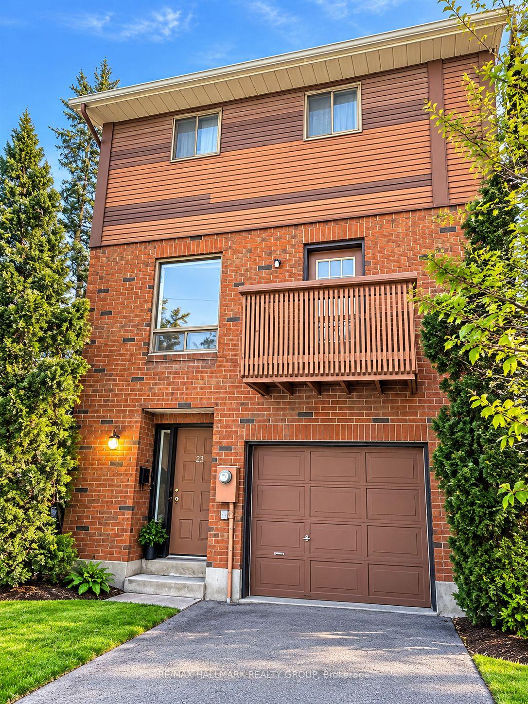 Photo 1 of 23 Black Forest Lane, Ottawa, Arbeatha Park — HOMEH