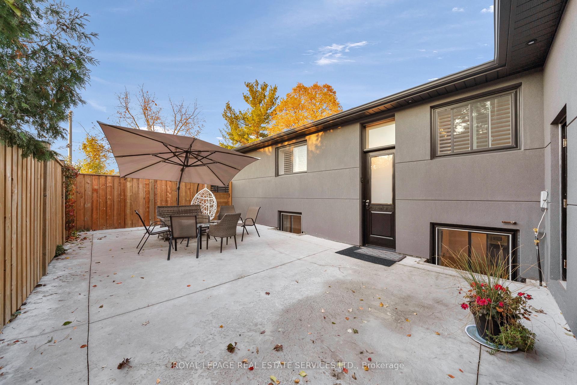Photo 3 of Unit Bsmt Apt 2, 16 Embers Drive, Etobicoke, Eringate-Centennial-West Deane — HOMEH