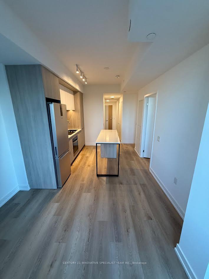 Photo 12 of Unit 801, 395 Square One Drive, Mississauga, City Centre — HOMEH