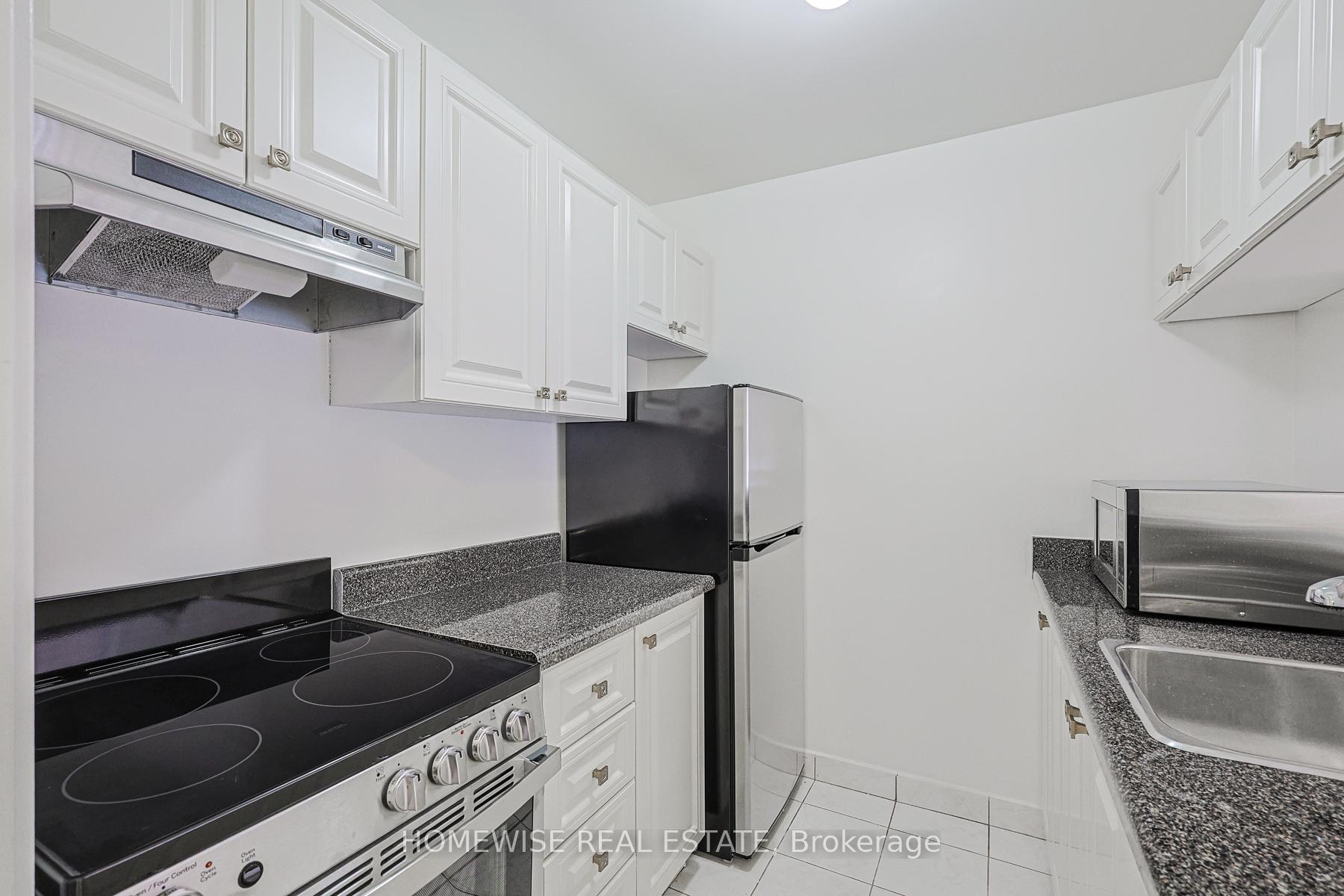 Photo 6 of Unit 105, 485 Kingston Road, Toronto, The Beaches — HOMEH