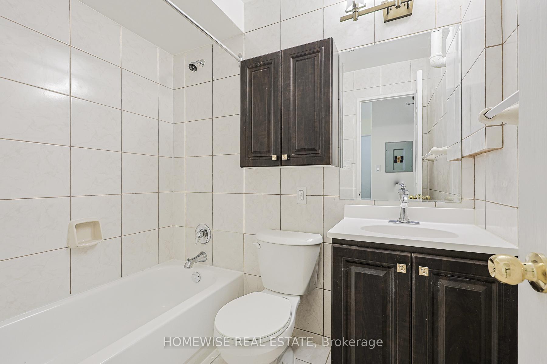 Photo 13 of Unit 105, 485 Kingston Road, Toronto, The Beaches — HOMEH