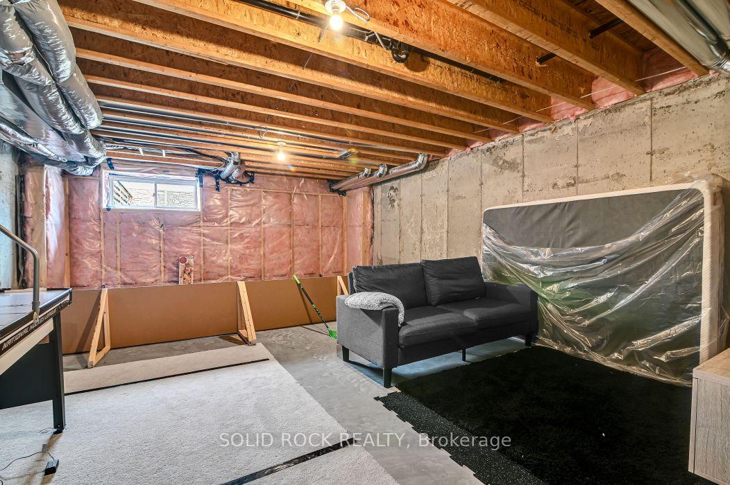 Photo 27 of 23 Peever Place, Carleton Place, Carleton Place — HOMEH