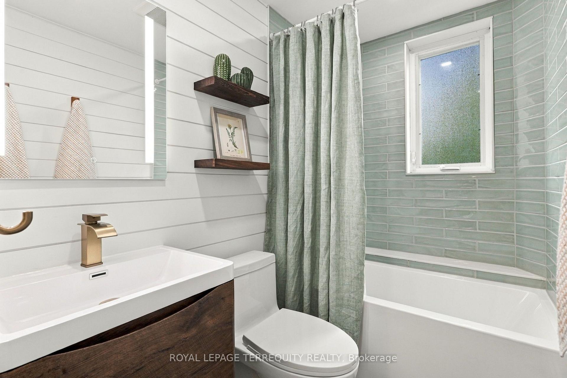 Photo 37 of 112 Maria Street, Toronto, Junction Area — HOMEH