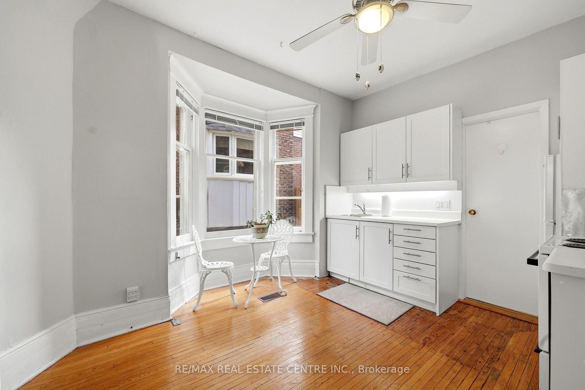 Photo 8 of 71 Lyall Avenue, Toronto, East End-Danforth — HOMEH