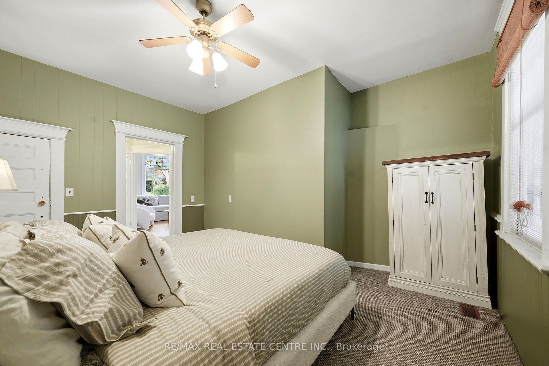 Photo 12 of 71 Lyall Avenue, Toronto, East End-Danforth — HOMEH