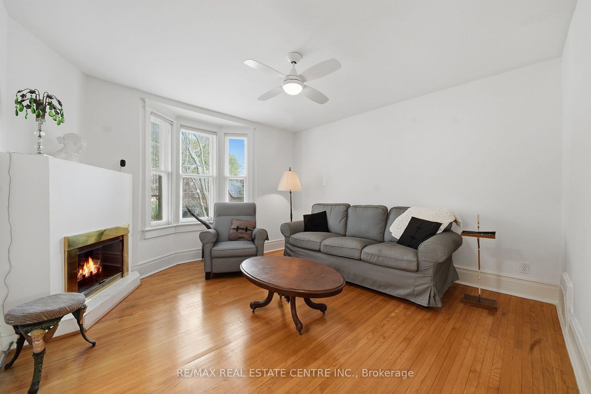 Photo 15 of 71 Lyall Avenue, Toronto, East End-Danforth — HOMEH