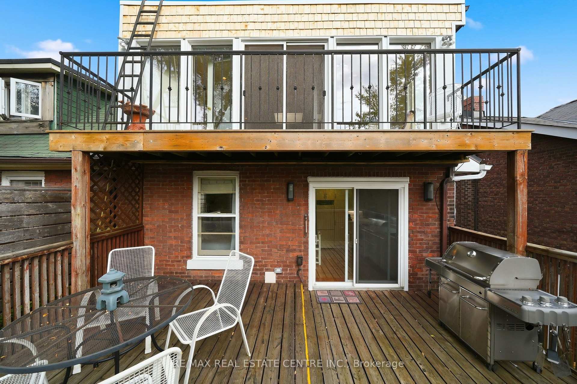 Photo 22 of 71 Lyall Avenue, Toronto, East End-Danforth — HOMEH