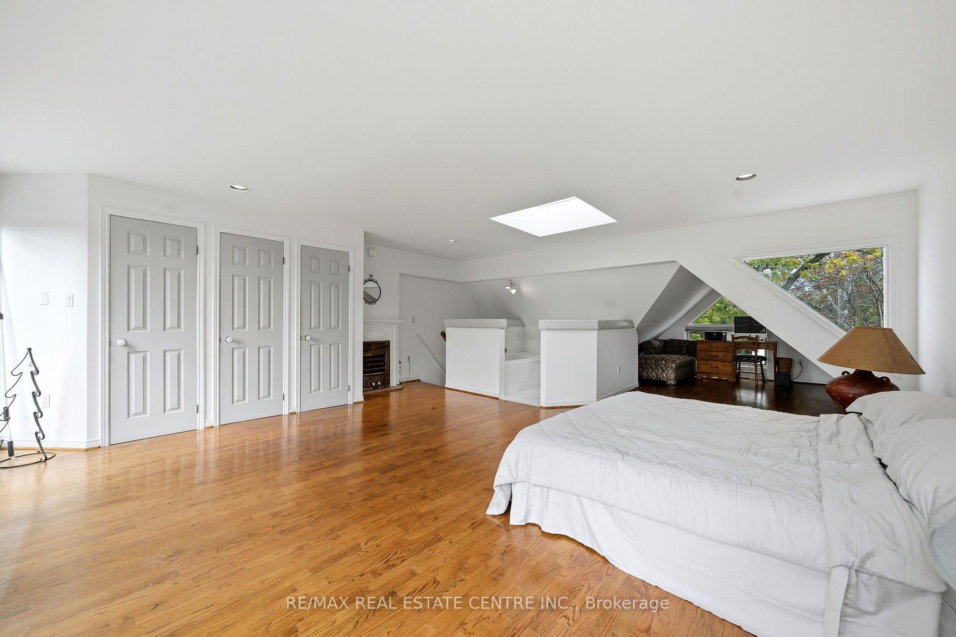 Photo 30 of 71 Lyall Avenue, Toronto, East End-Danforth — HOMEH
