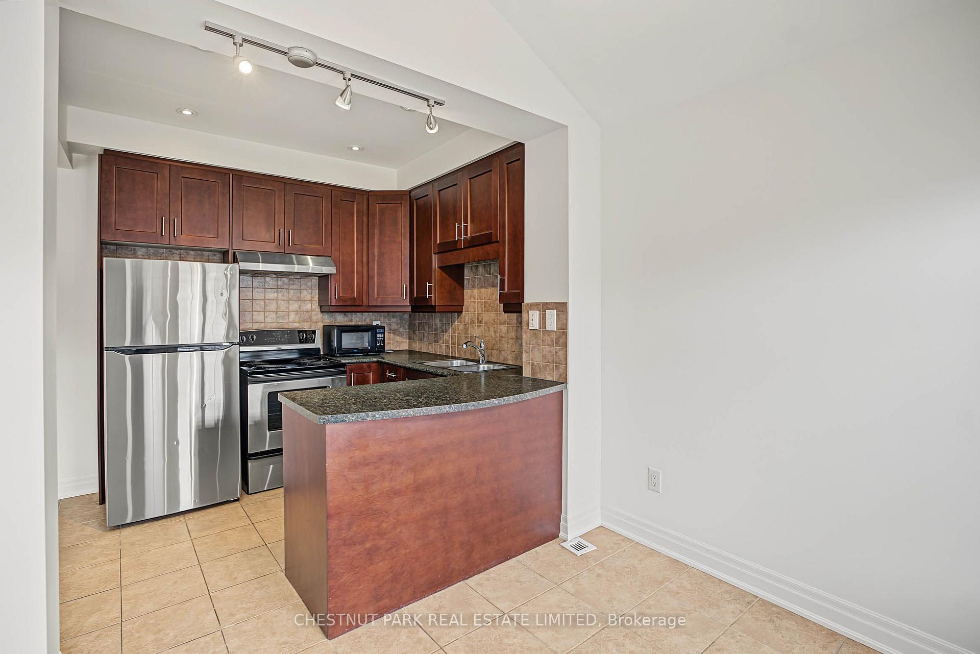 Photo 3 of Unit Main, 48 Grace Street, Toronto, Trinity-Bellwoods — HOMEH