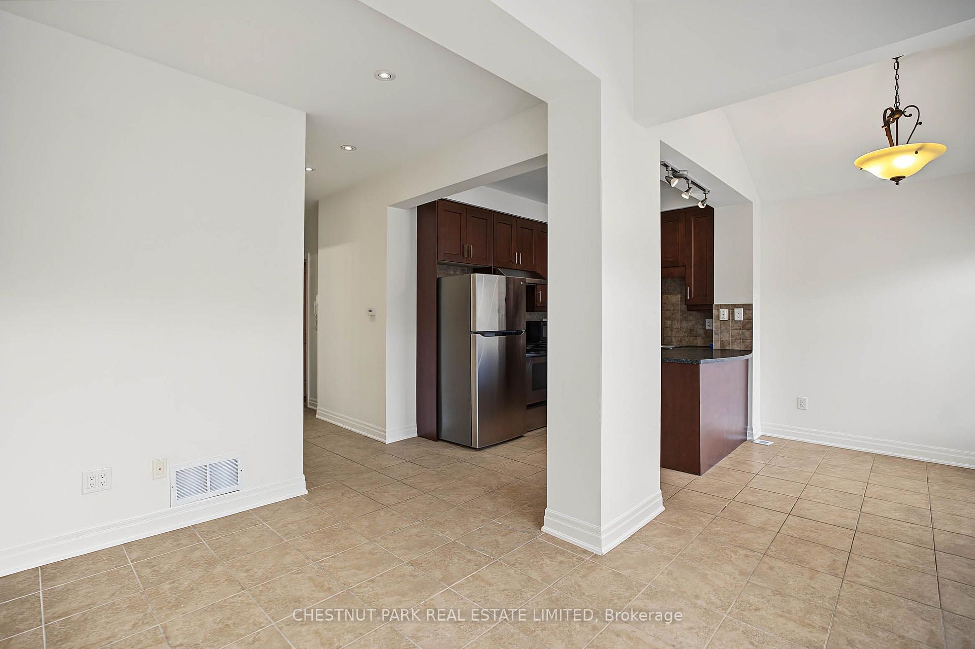 Photo 6 of Unit Main, 48 Grace Street, Toronto, Trinity-Bellwoods — HOMEH