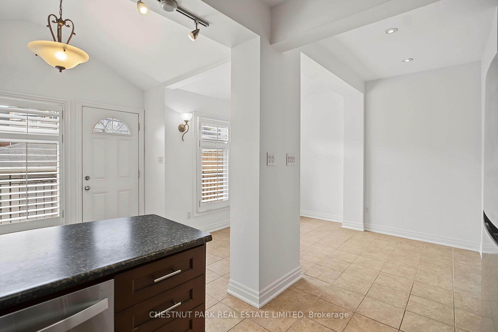 Photo 7 of Unit Main, 48 Grace Street, Toronto, Trinity-Bellwoods — HOMEH