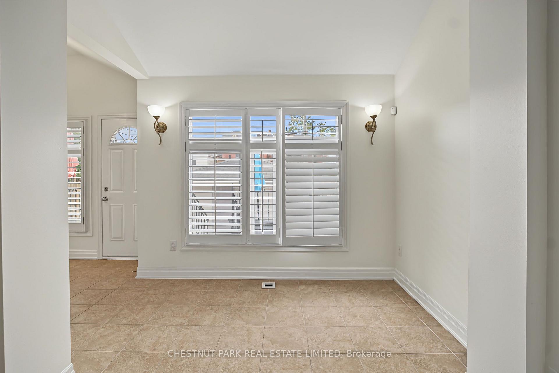 Photo 9 of Unit Main, 48 Grace Street, Toronto, Trinity-Bellwoods — HOMEH
