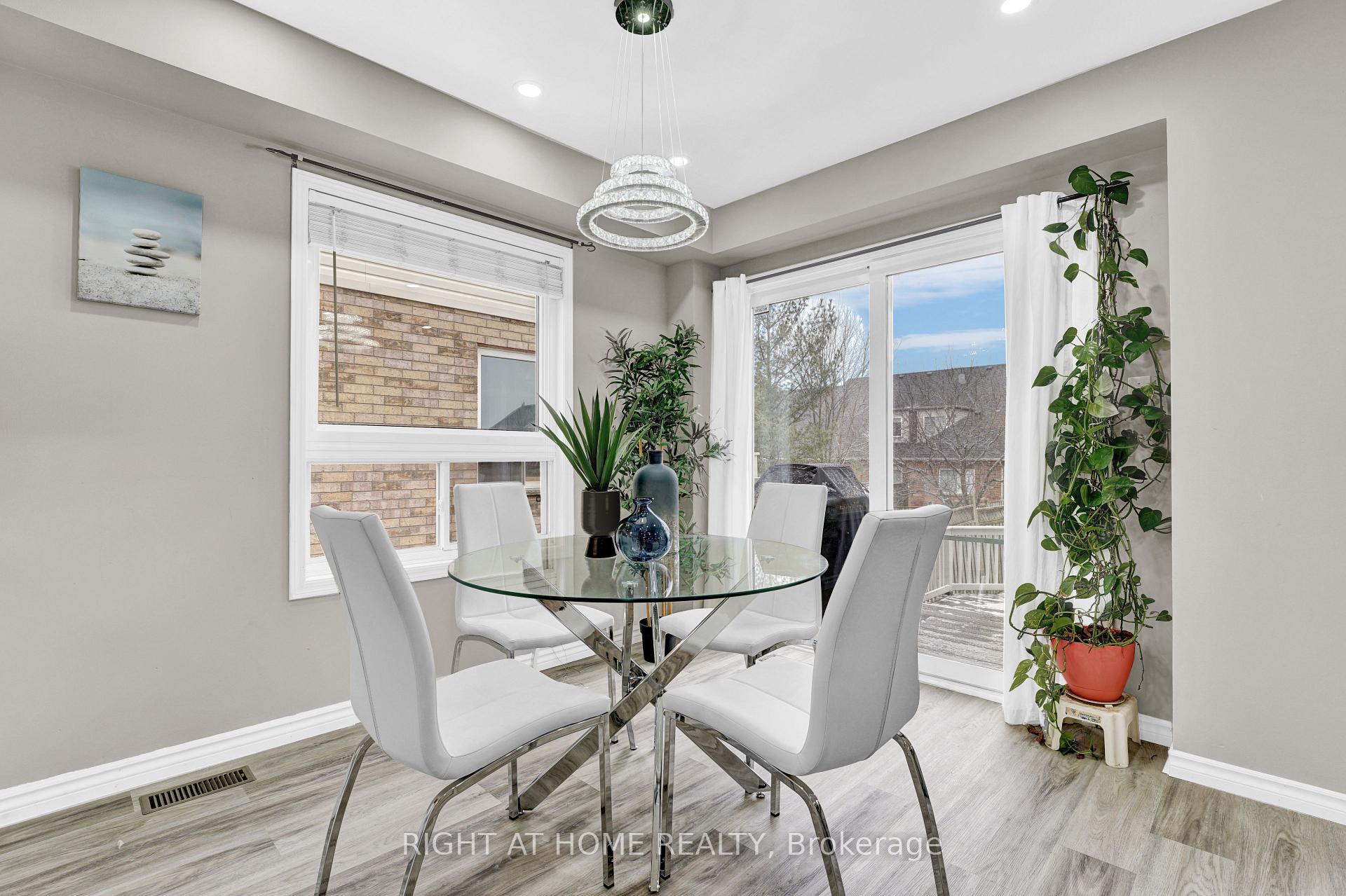 Photo 6 of 1720 Radcliffe Drive, Oshawa, Samac — HOMEH