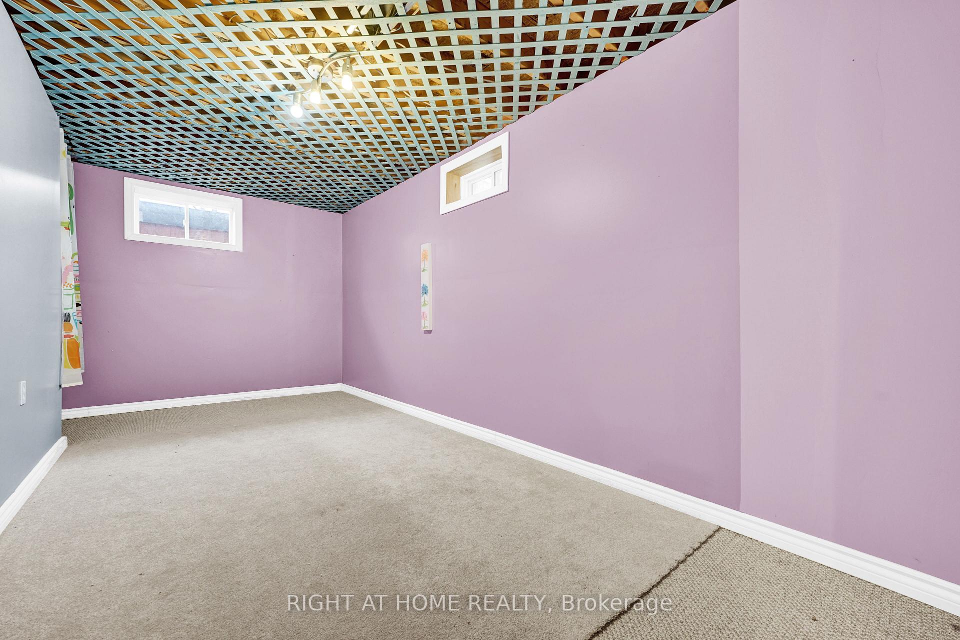Photo 15 of 1720 Radcliffe Drive, Oshawa, Samac — HOMEH