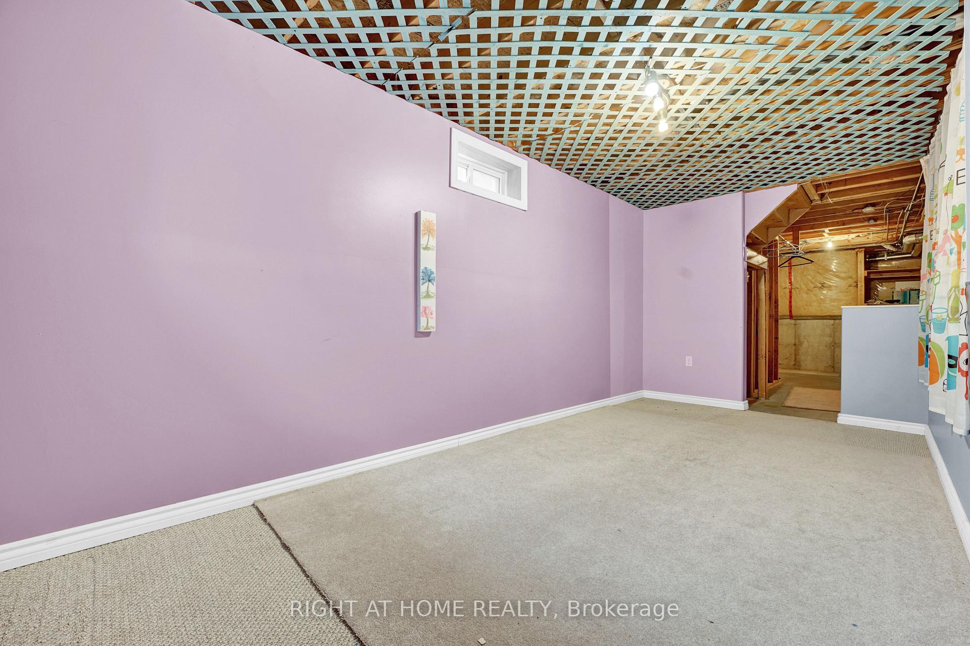 Photo 16 of 1720 Radcliffe Drive, Oshawa, Samac — HOMEH