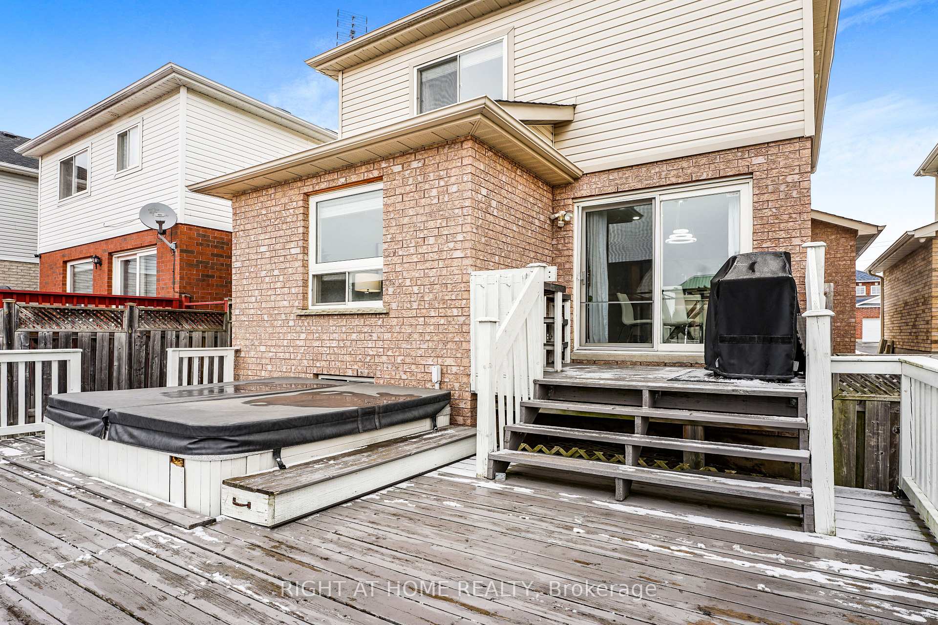 Photo 17 of 1720 Radcliffe Drive, Oshawa, Samac — HOMEH