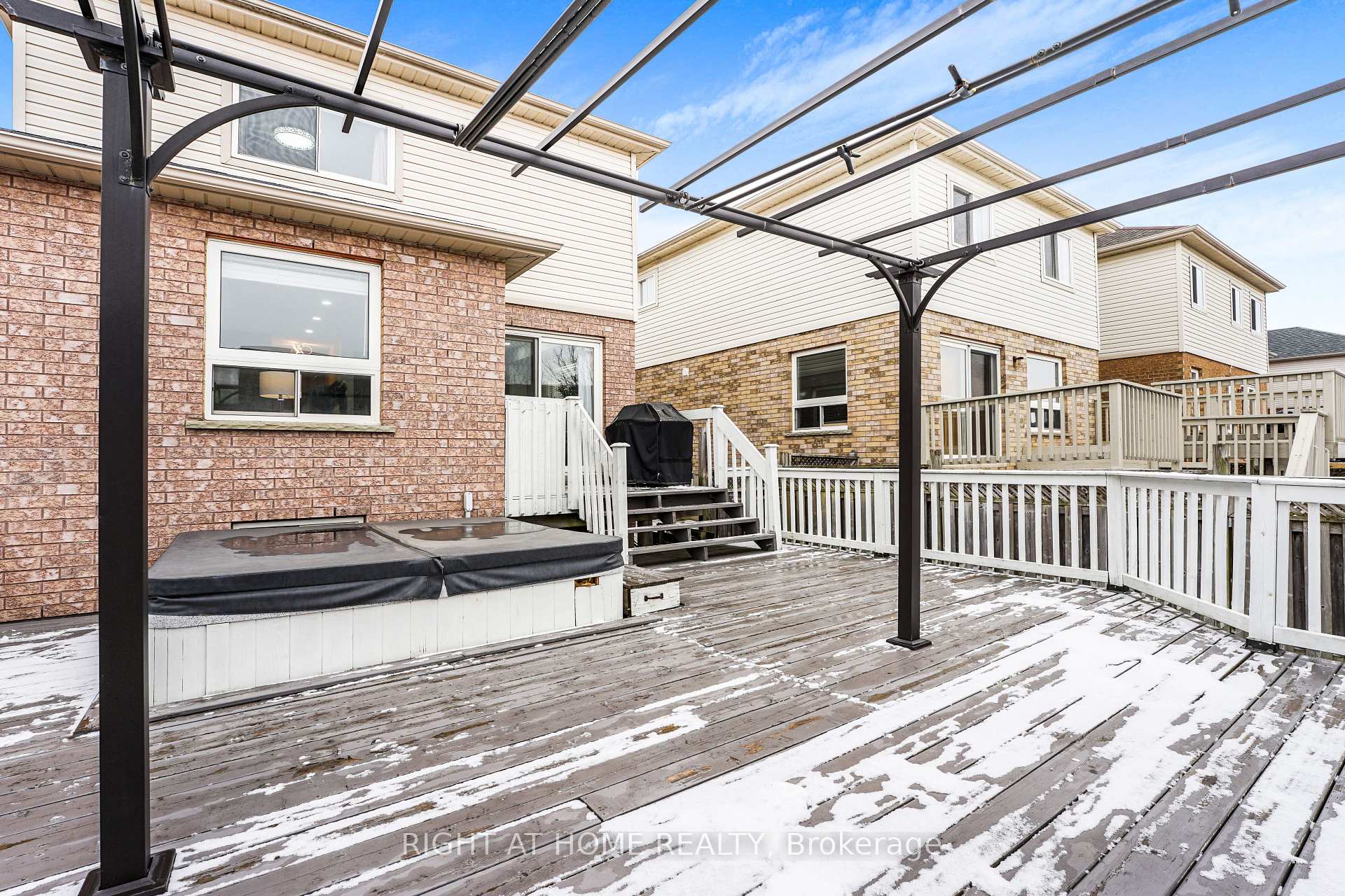 Photo 19 of 1720 Radcliffe Drive, Oshawa, Samac — HOMEH