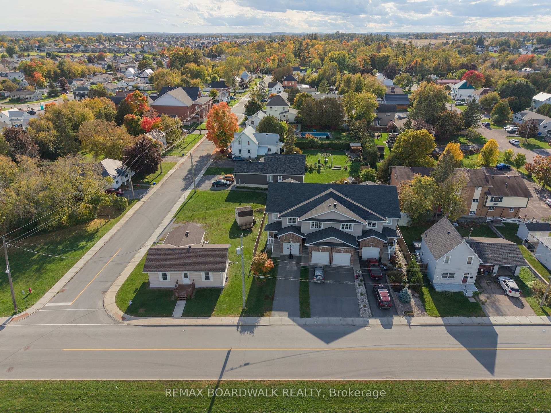 Photo 32 of 298 William Street W, Arnprior, Arnprior — HOMEH
