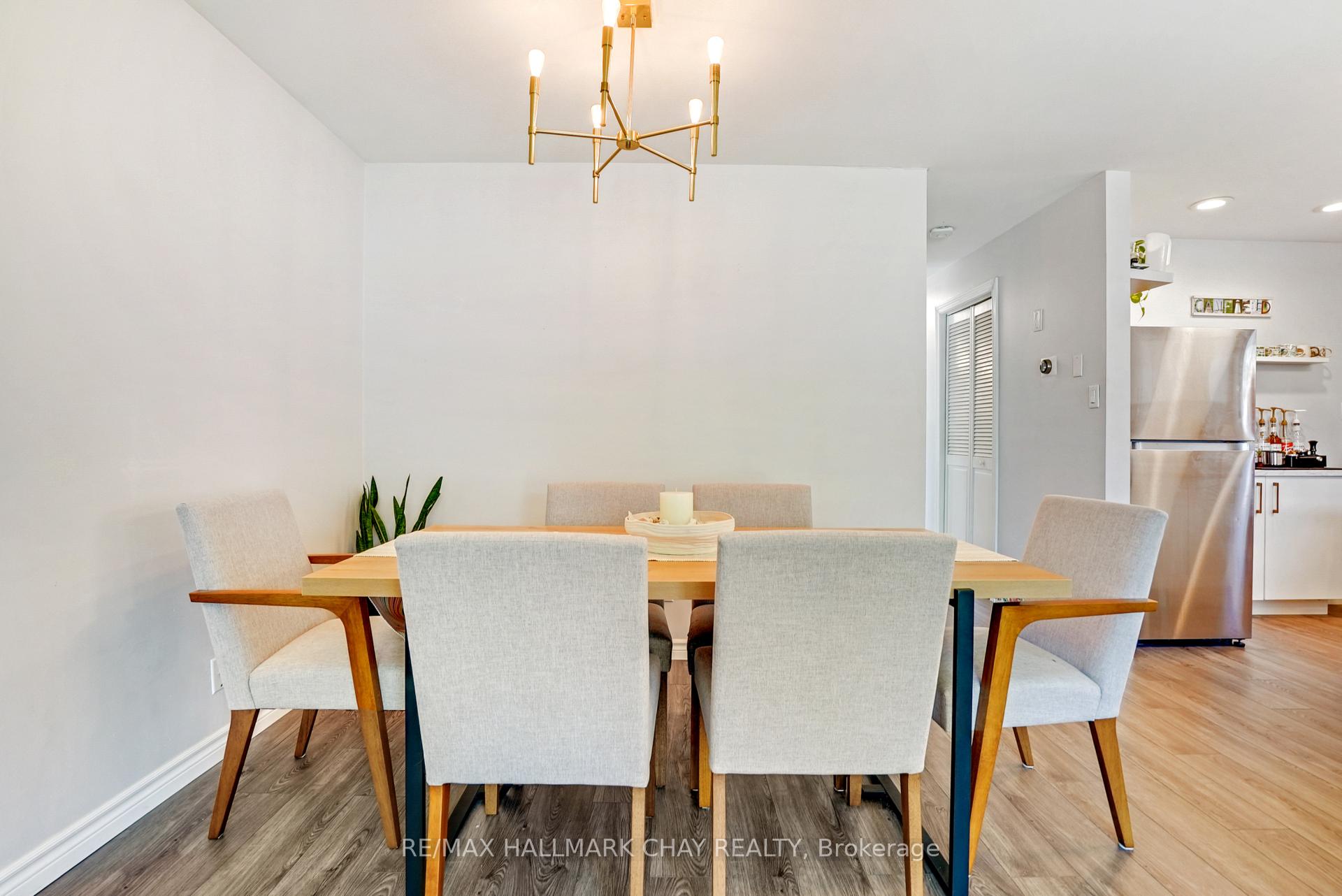 Photo 8 of Unit UPPER, 11 Daphne Crescent, Barrie, Cundles East — HOMEH