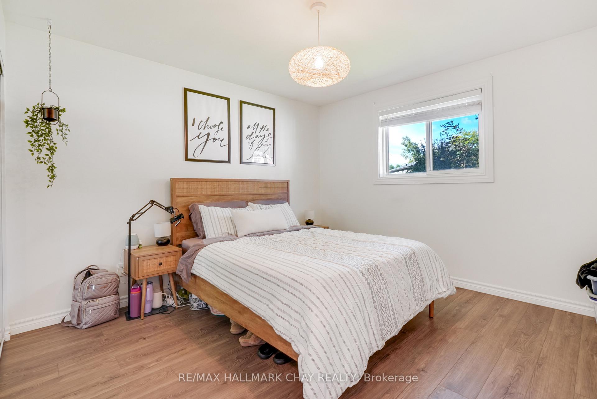 Photo 15 of Unit UPPER, 11 Daphne Crescent, Barrie, Cundles East — HOMEH