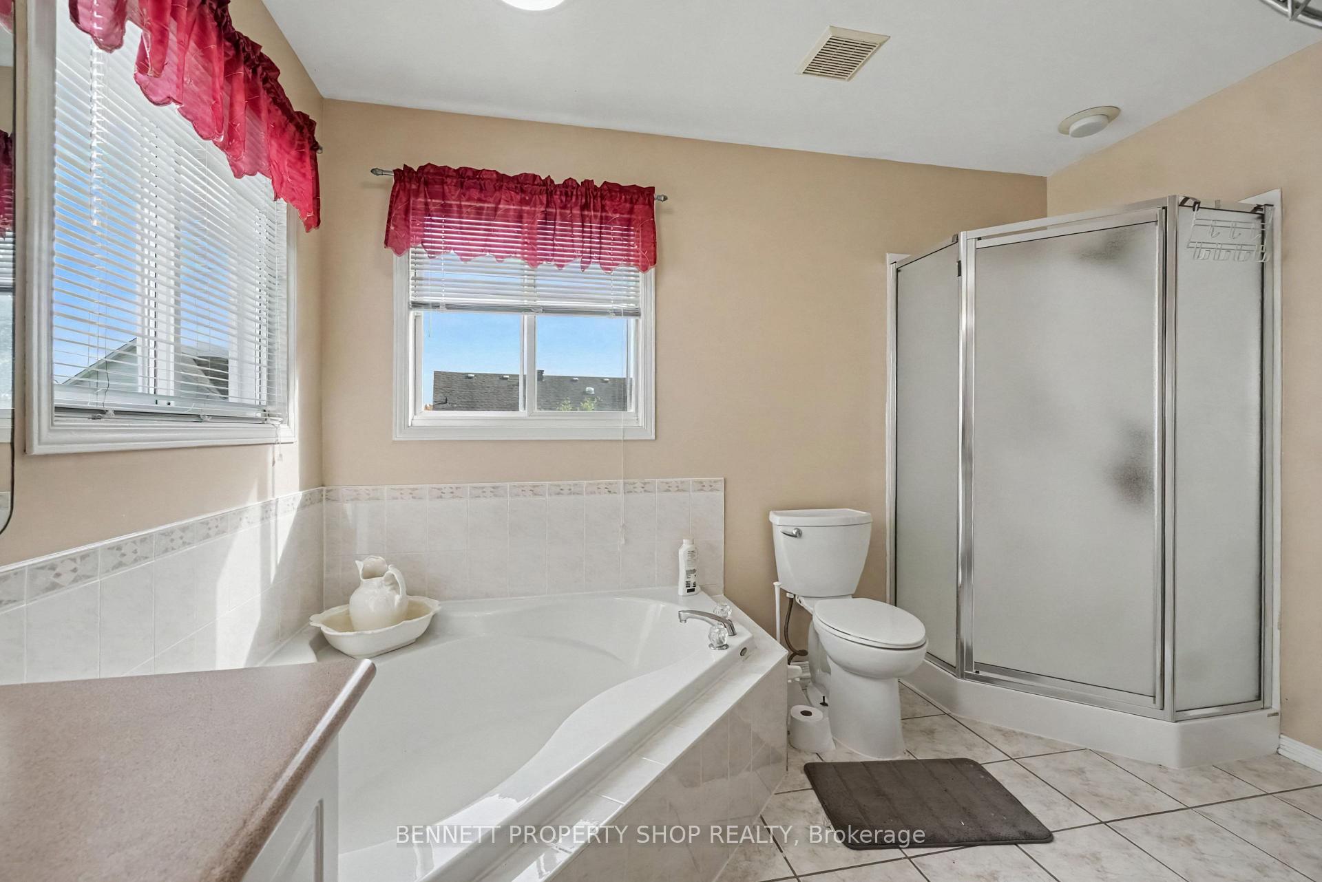 Photo 12 of 644 Valin Street, Ottawa, Fallingbrook/Gardenway South — HOMEH