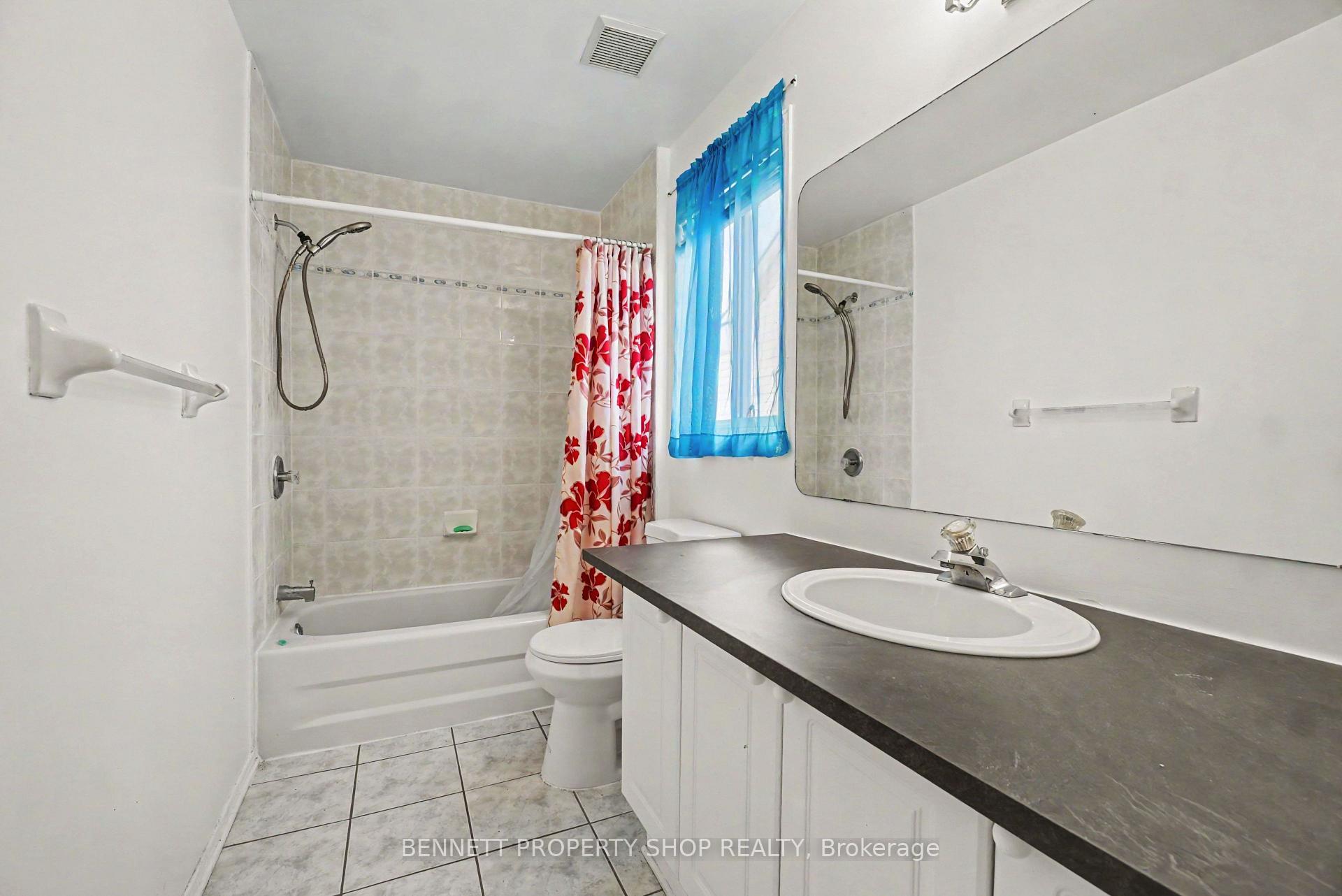 Photo 14 of 644 Valin Street, Ottawa, Fallingbrook/Gardenway South — HOMEH