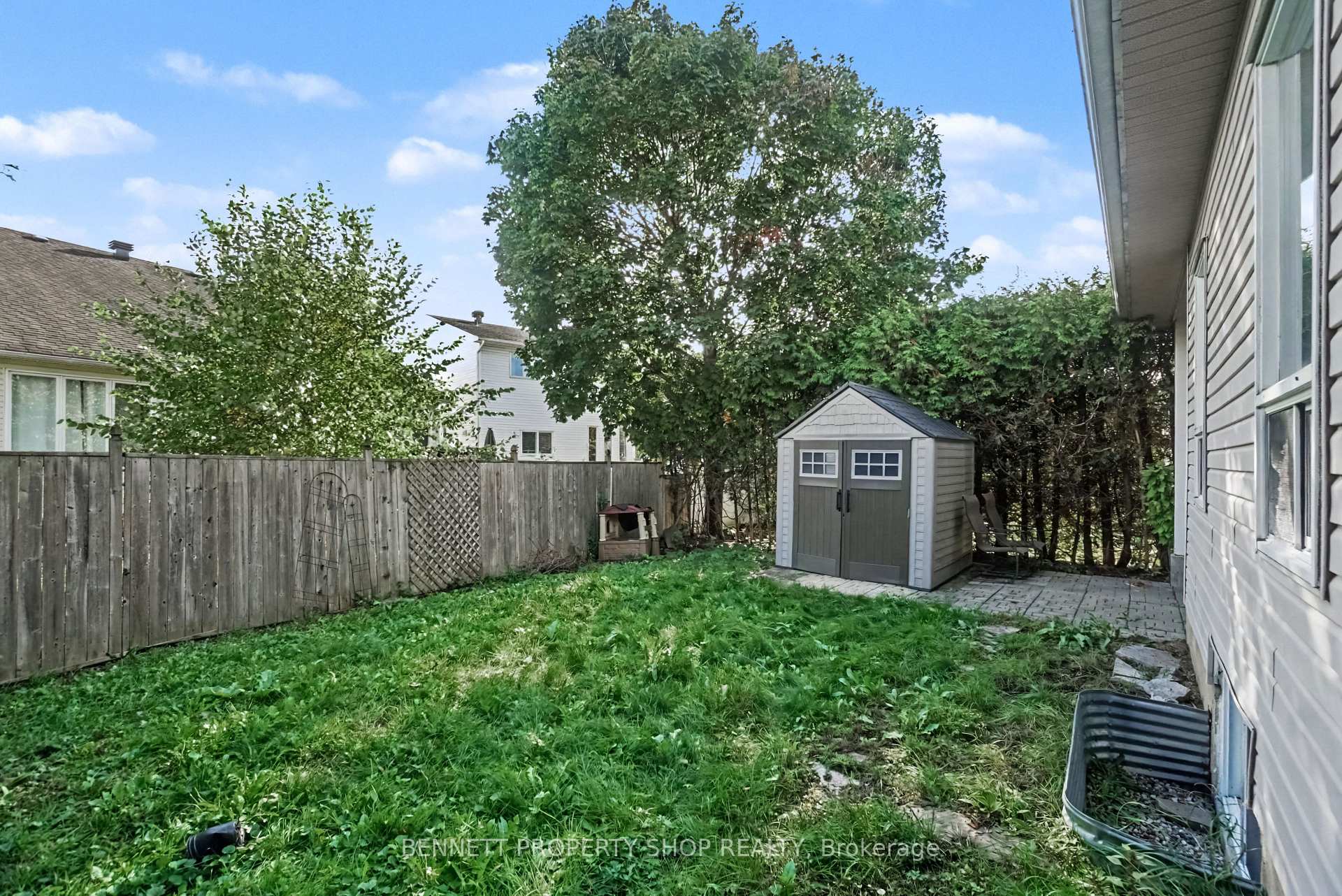 Photo 19 of 644 Valin Street, Ottawa, Fallingbrook/Gardenway South — HOMEH