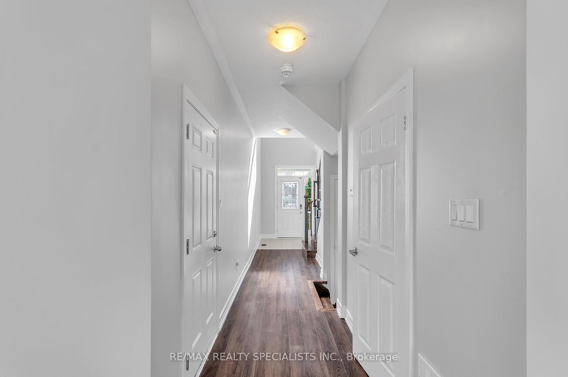 Photo 7 of 12 Greco Avenue, Georgina, Keswick South — HOMEH