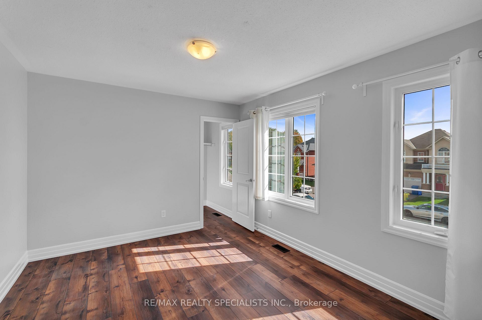 Photo 18 of 12 Greco Avenue, Georgina, Keswick South — HOMEH
