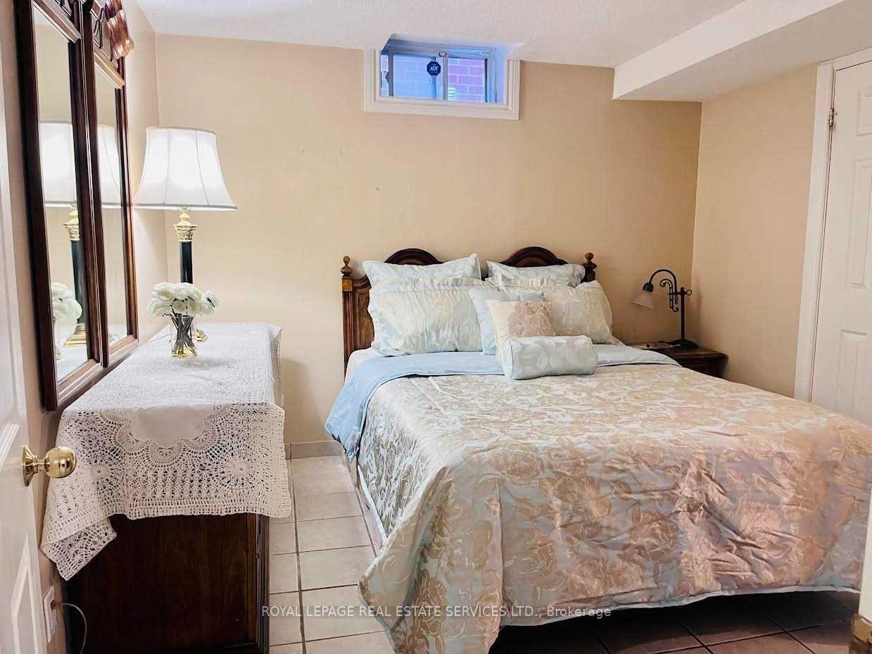 Photo 12 of 1038 Agram Drive, Oakville, Joshua Creek — HOMEH