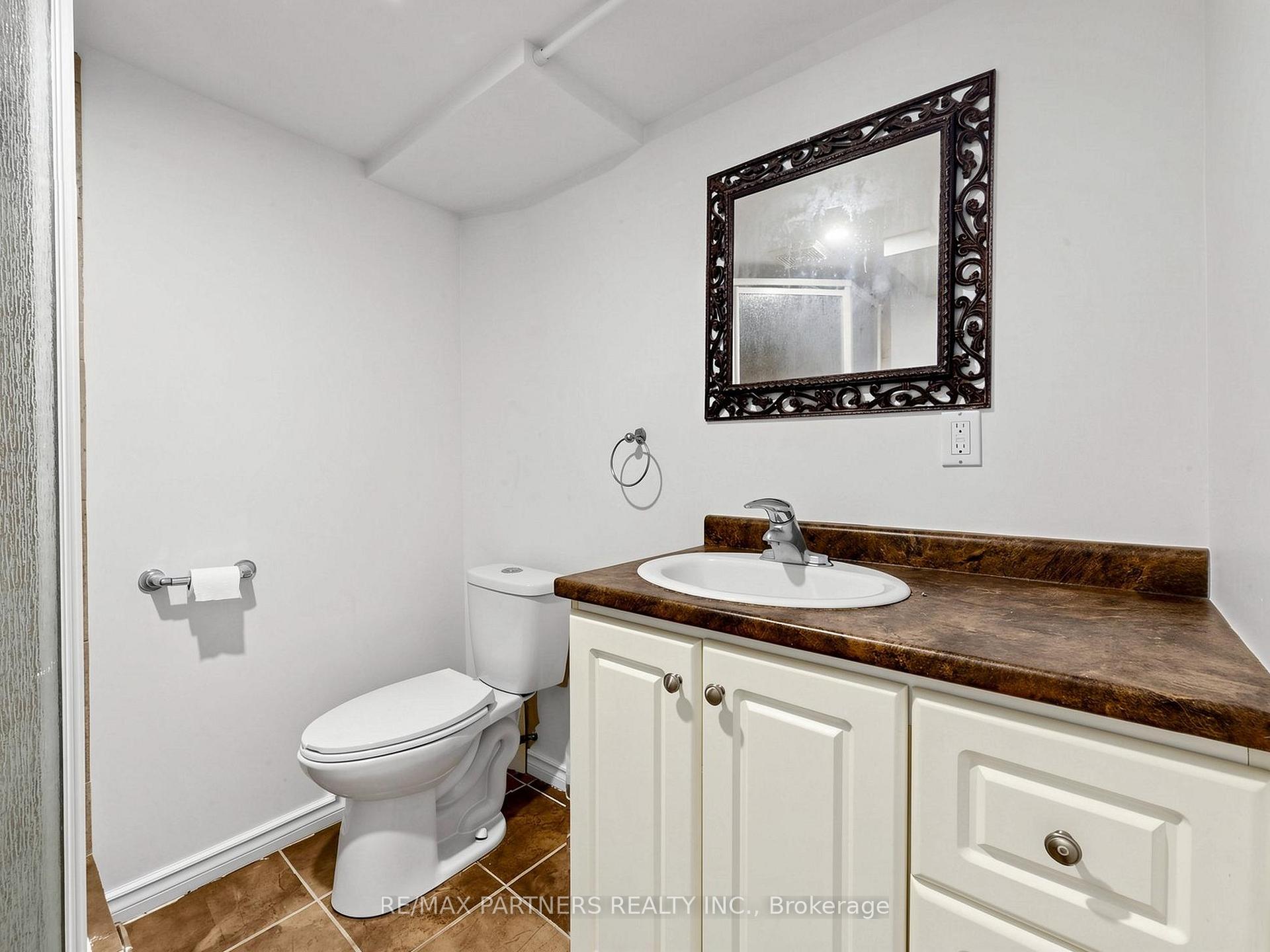 Photo 38 of 35 Culham Street, Oakville, College Park — HOMEH