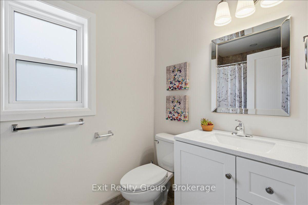 Photo 23 of 8 Albert Street, Prince Edward County, Picton Ward — HOMEH