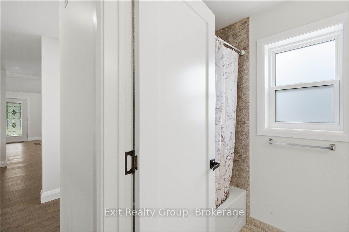 Photo 32 of 8 Albert Street, Prince Edward County, Picton Ward — HOMEH