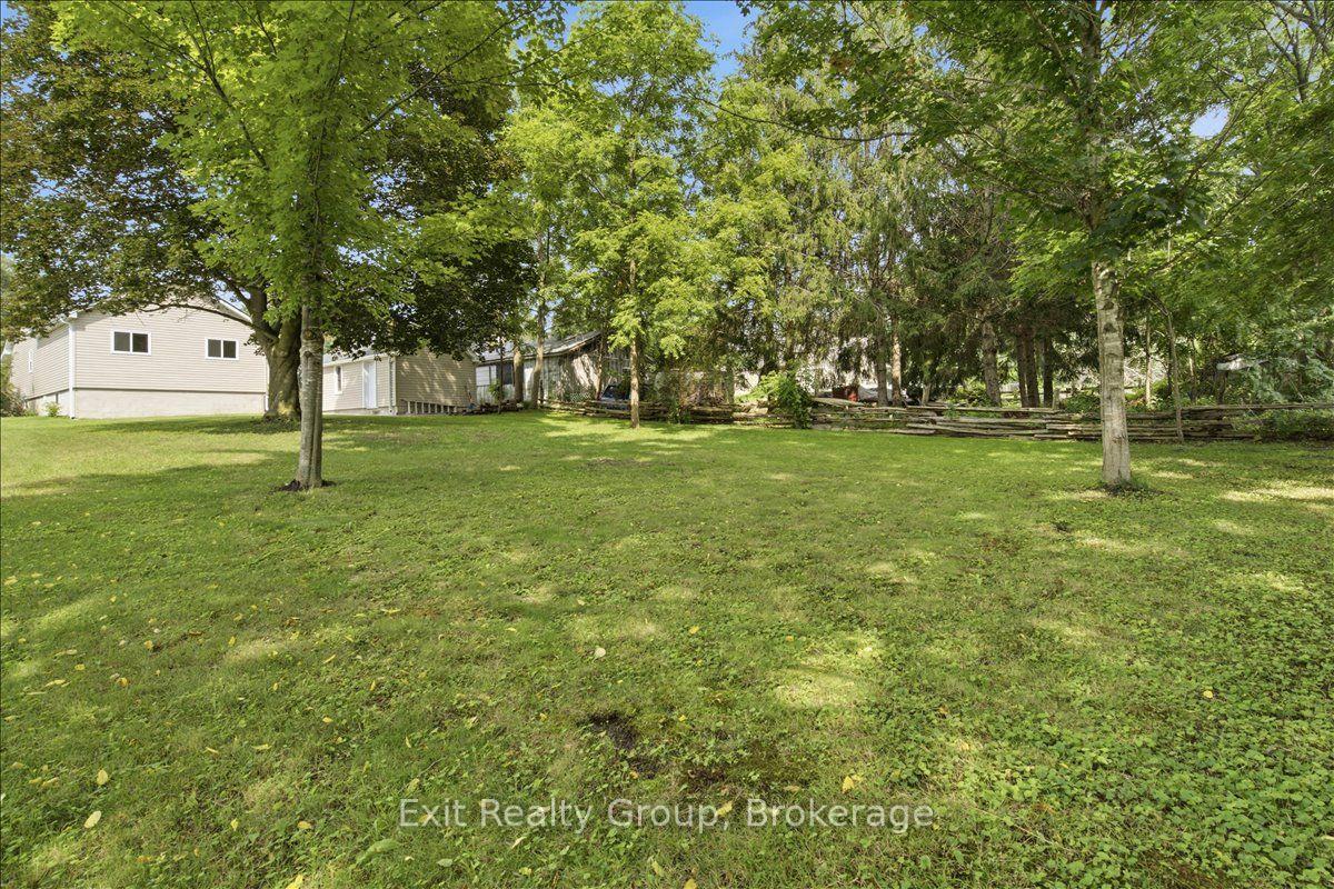Photo 41 of 8 Albert Street, Prince Edward County, Picton Ward — HOMEH