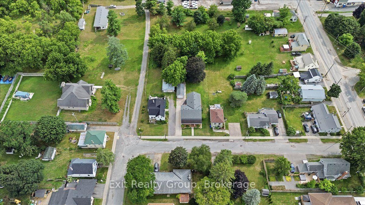 Photo 43 of 8 Albert Street, Prince Edward County, Picton Ward — HOMEH