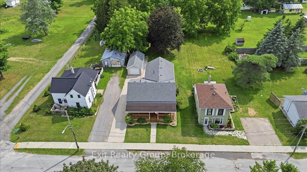 Photo 44 of 8 Albert Street, Prince Edward County, Picton Ward — HOMEH