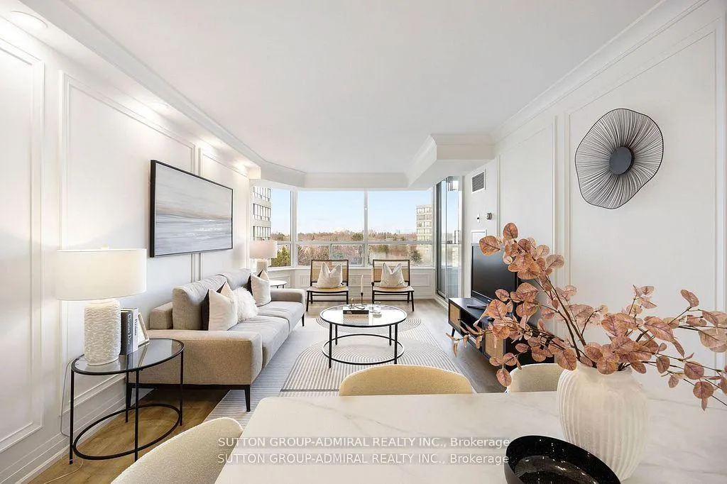Photo 8 of Unit 602, 11 Townsgate Drive, Vaughan, Crestwood-Springfarm-Yorkhill — HOMEH