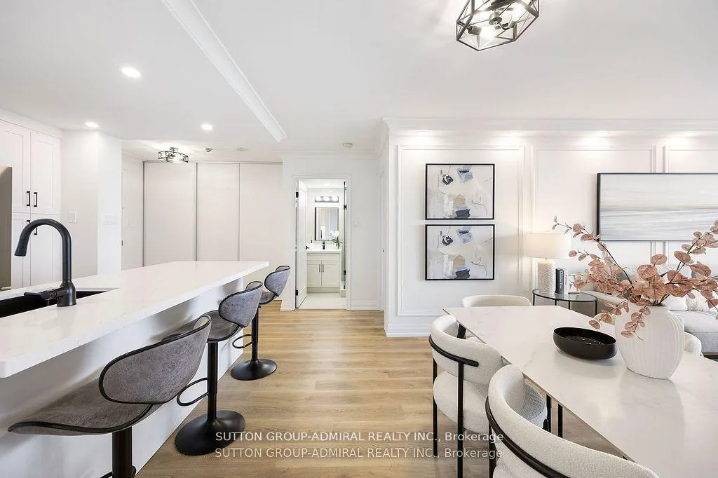 Photo 22 of Unit 602, 11 Townsgate Drive, Vaughan, Crestwood-Springfarm-Yorkhill — HOMEH