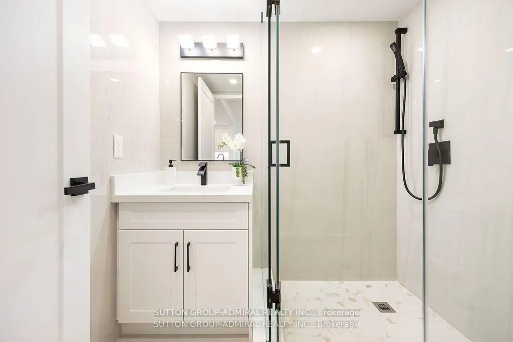 Photo 24 of Unit 602, 11 Townsgate Drive, Vaughan, Crestwood-Springfarm-Yorkhill — HOMEH