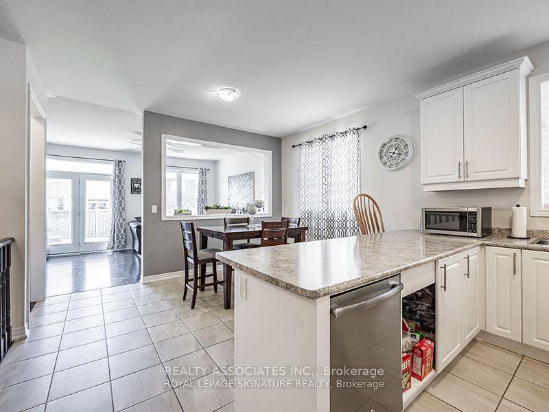 Photo 15 of 64 Pedwell Street, Clarington, Newcastle — HOMEH