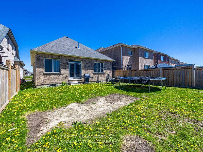 Photo 19 of 64 Pedwell Street, Clarington, Newcastle — HOMEH