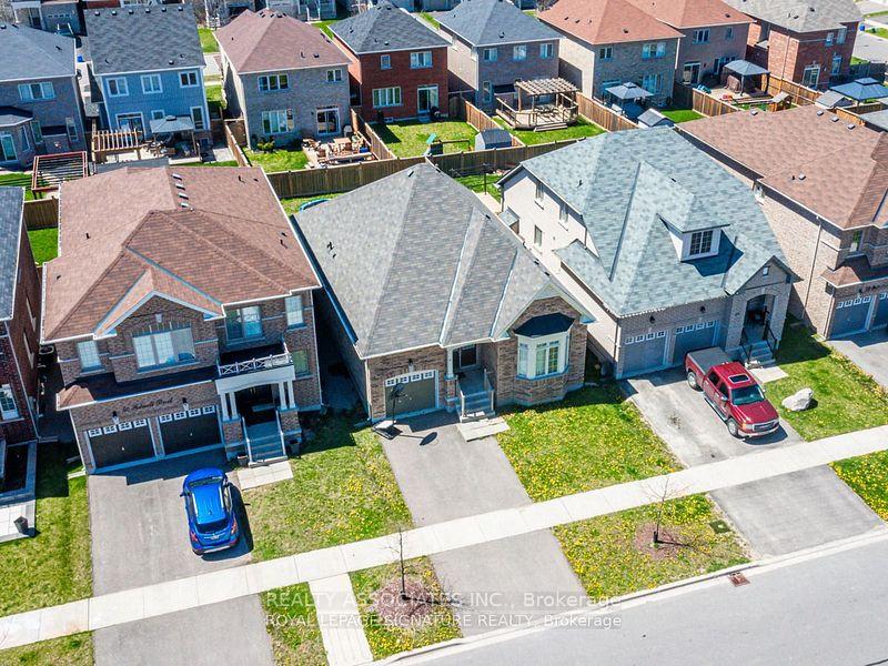 Photo 22 of 64 Pedwell Street, Clarington, Newcastle — HOMEH