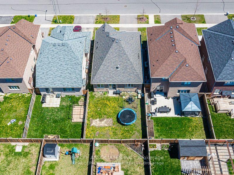 Photo 26 of 64 Pedwell Street, Clarington, Newcastle — HOMEH