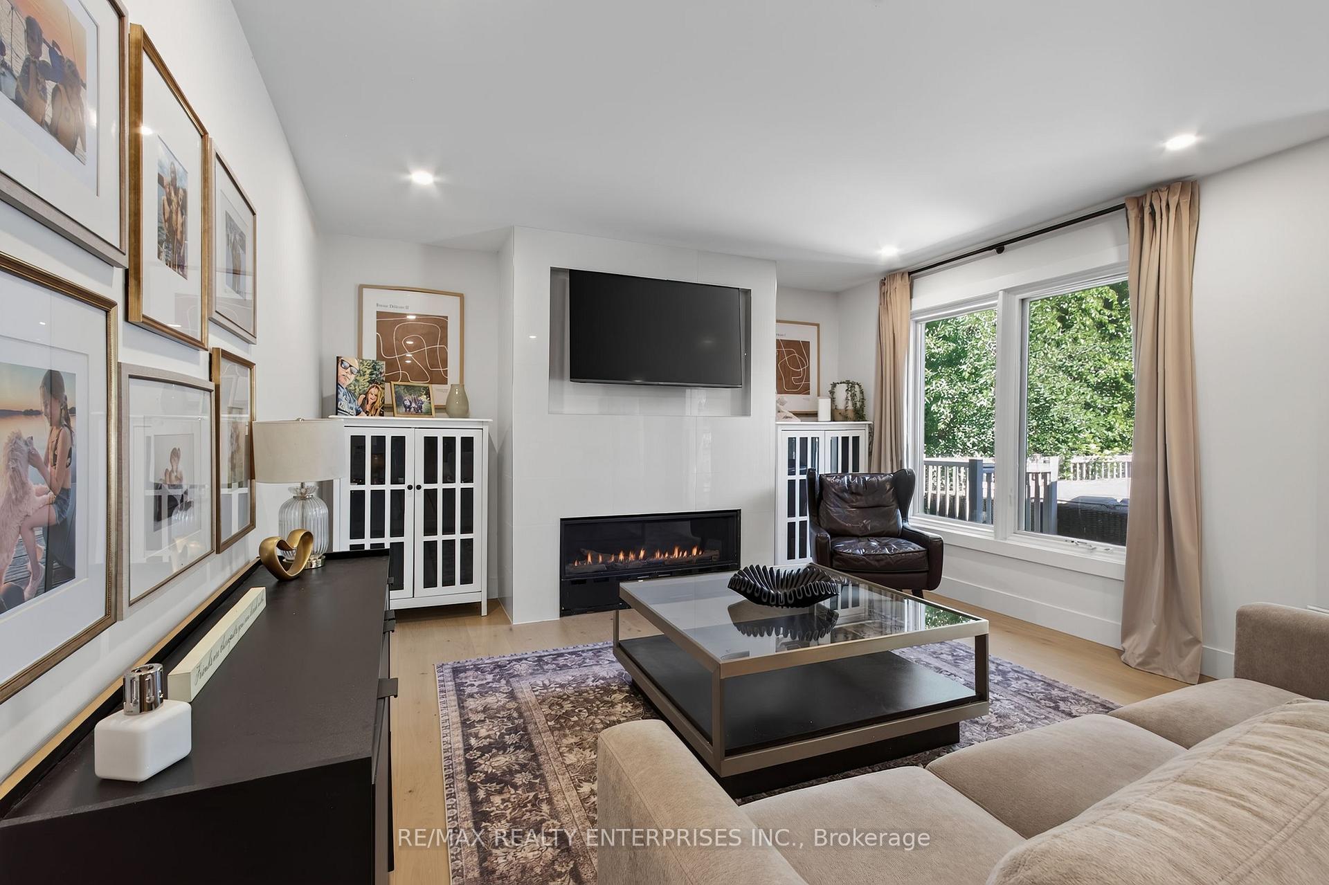 Photo 17 of 551 Cochise Crescent, Mississauga, Lorne Park — HOMEH