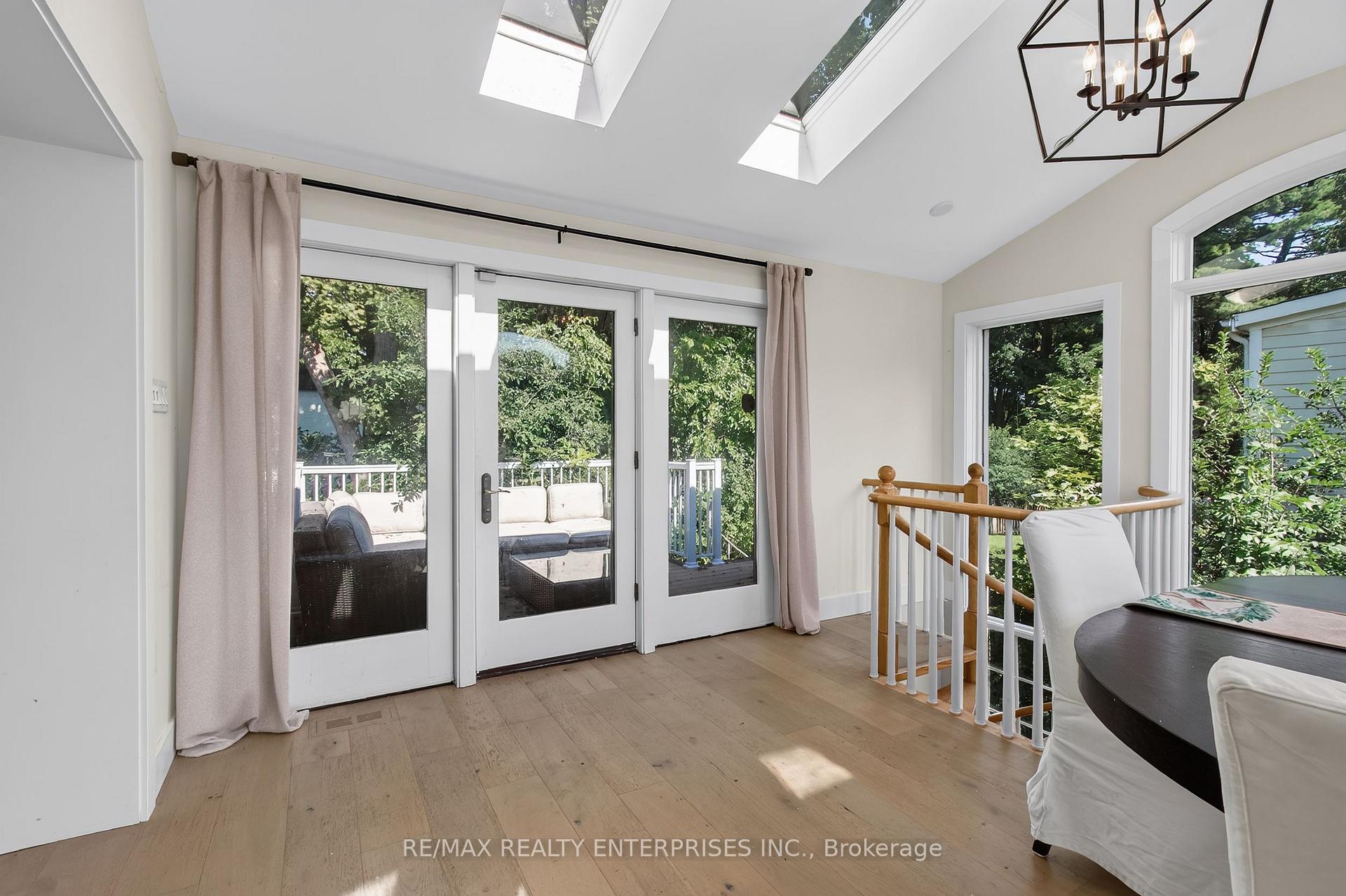 Photo 20 of 551 Cochise Crescent, Mississauga, Lorne Park — HOMEH