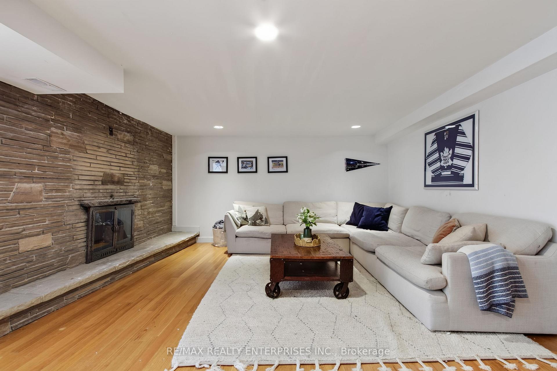 Photo 30 of 551 Cochise Crescent, Mississauga, Lorne Park — HOMEH