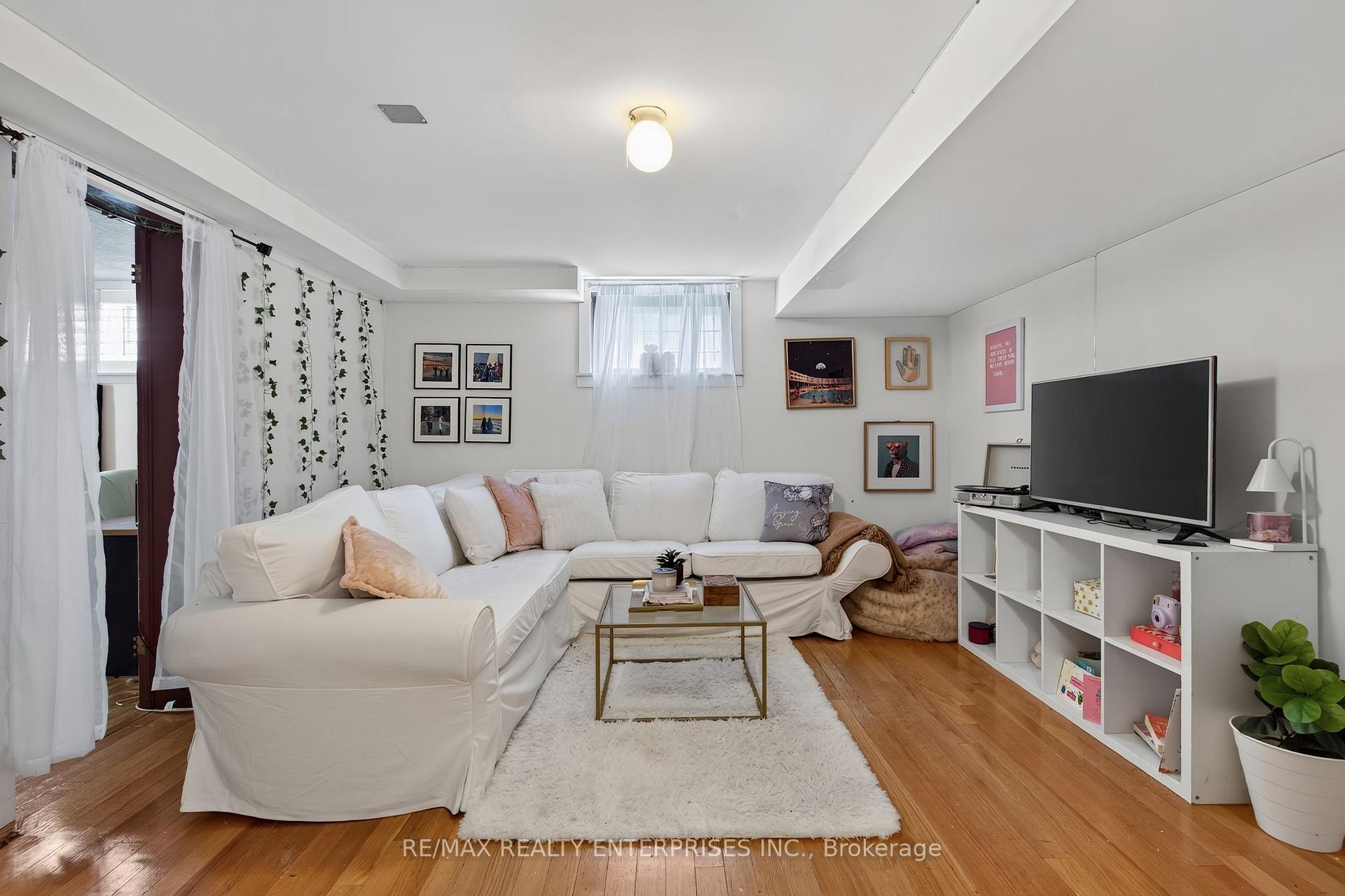 Photo 31 of 551 Cochise Crescent, Mississauga, Lorne Park — HOMEH