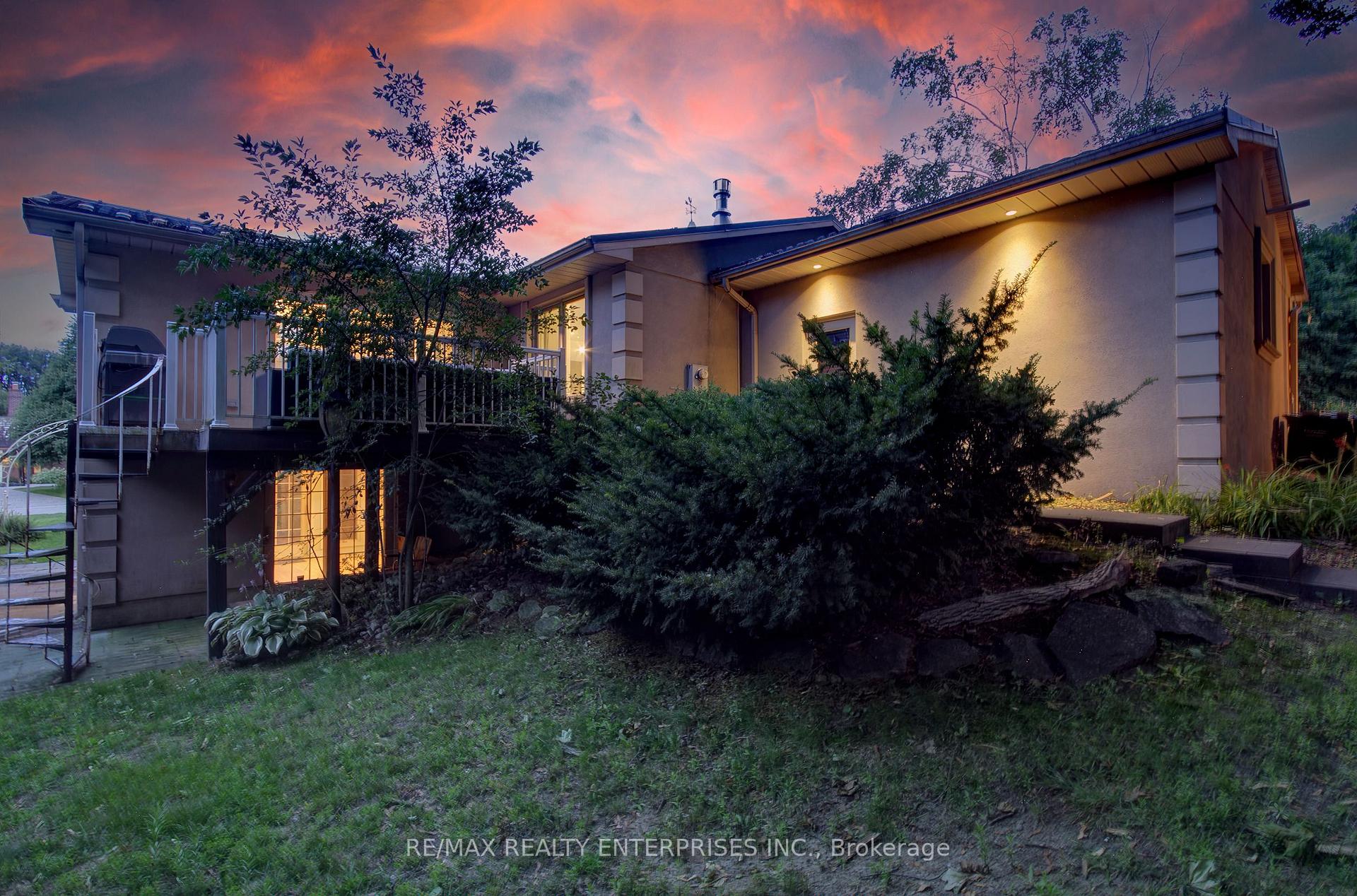 Photo 38 of 551 Cochise Crescent, Mississauga, Lorne Park — HOMEH